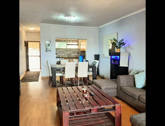 2 BEDROOM APARTMENT FOR SALE IN LYNDHURST